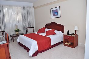 Hotel Laureles 70