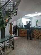Hotel Laureles 70