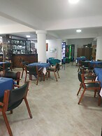 Hotel Laureles 70