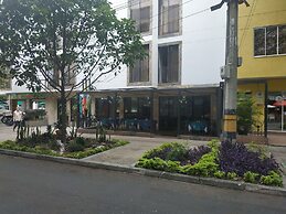Hotel Laureles 70