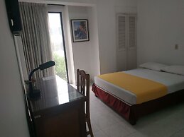 Hotel Laureles 70