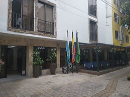 Hotel Laureles 70