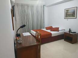 Hotel Laureles 70