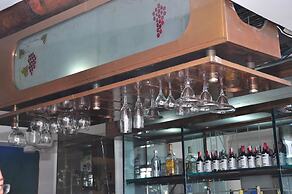 Hotel Laureles 70