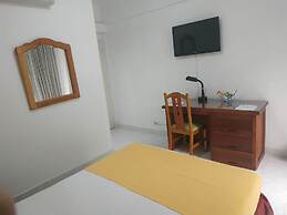 Hotel Laureles 70