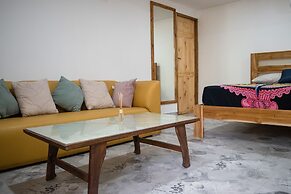 Dreamsea Surf Camp