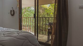 Dreamsea Surf Camp