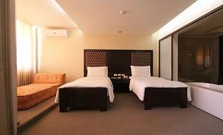 Coron Gateway Hotel & Suites