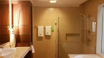 Coron Gateway Hotel & Suites