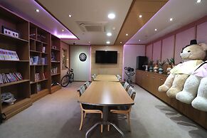 Airport Hotel
