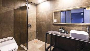 2 Heaven Hotel
