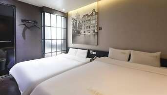 2 Heaven Hotel