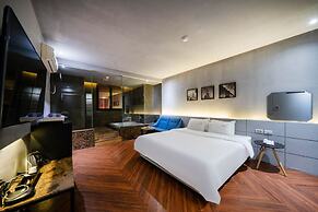2 Heaven Hotel