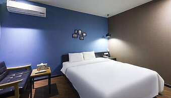 2 Heaven Hotel