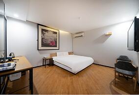 2 Heaven Hotel