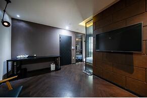 2 Heaven Hotel