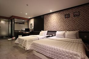 G7 Hotel