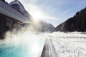 Hotel Weisseespitze