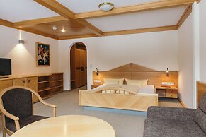 Hotel Weisseespitze