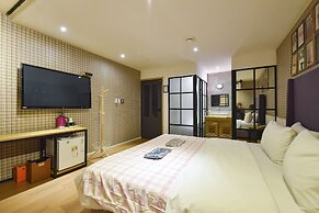 25 Hours Hotel