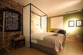 25 Hours Hotel