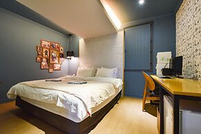 25 Hours Hotel