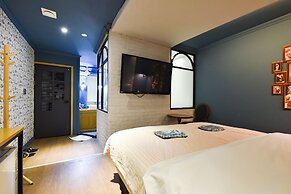 25 Hours Hotel