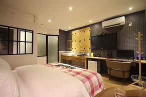 25 Hours Hotel