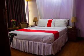 Hotel Aquiline