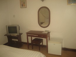 Hotel Aquiline