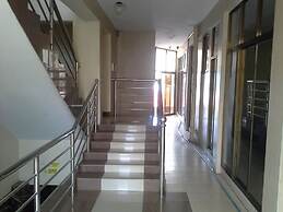 Golden Park Hotel