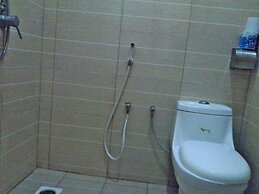 Golden Park Hotel