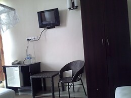 Golden Park Hotel