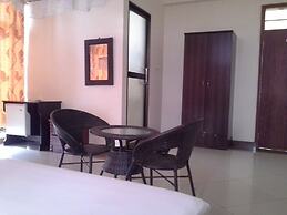 Golden Park Hotel