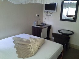 Golden Park Hotel