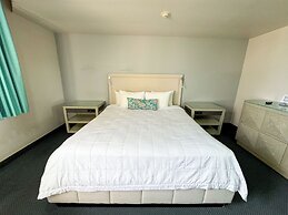 Hotel Corona Plaza