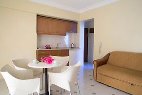 Amaris Apartments
