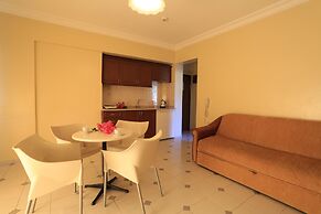 Amaris Apartments