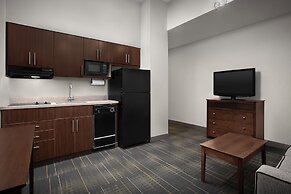 The Suites Hotel at Waterfront Plaza