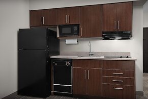 The Suites Hotel at Waterfront Plaza