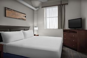 The Suites Hotel at Waterfront Plaza