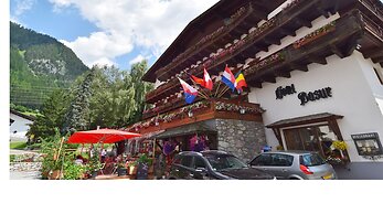 Basur - das Schihotel am Arlberg
