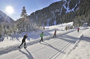 Basur - das Schihotel am Arlberg