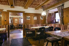 Basur - das Schihotel am Arlberg