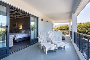 Whale Rock Luxury Lodge