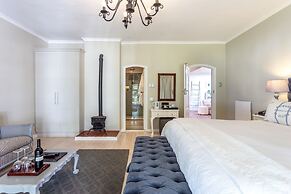 Whale Rock Luxury Lodge