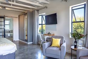 Whale Rock Luxury Lodge