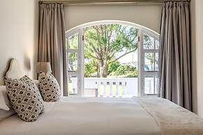 Whale Rock Luxury Lodge