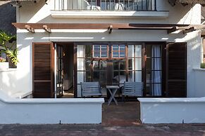 Whale Rock Luxury Lodge