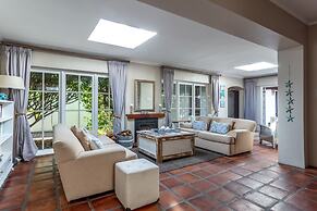 Whale Rock Luxury Lodge